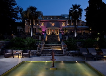 the ashbee hotel