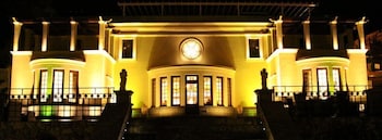 the ashbee hotel