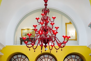 the ashbee hotel
