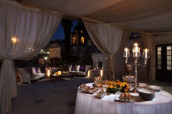 the ashbee hotel