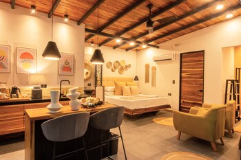 exotico beach and rooms