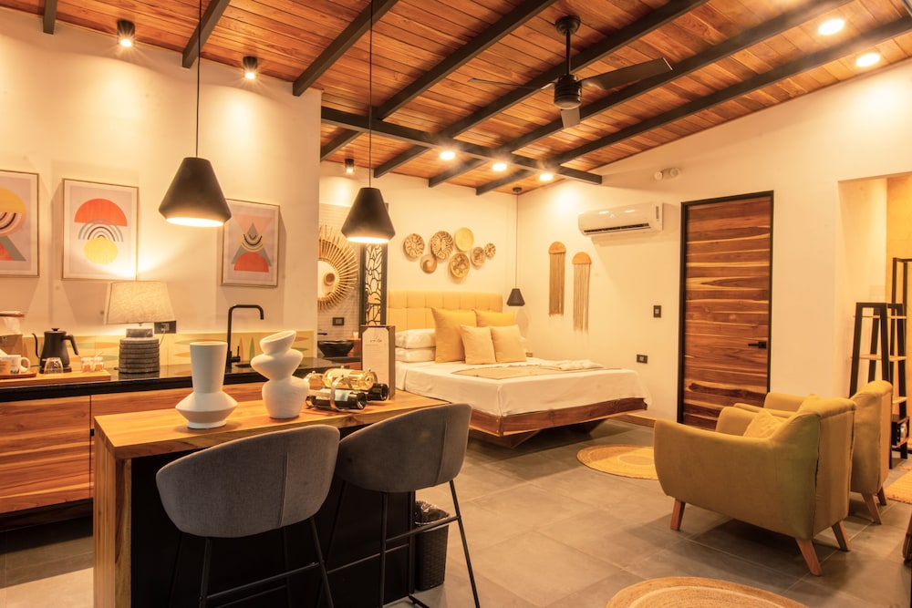 exotico beach and rooms