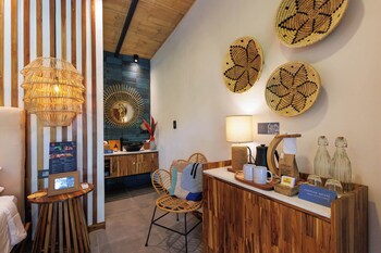 exotico beach and rooms