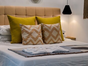 exotico beach and rooms
