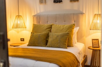 exotico beach and rooms