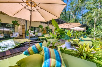exotico beach and rooms