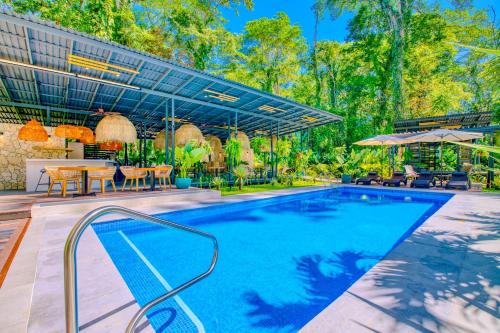 exotico beach and rooms