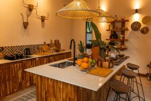 exotico beach and rooms