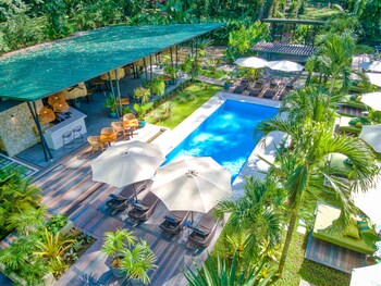 exotico beach and rooms