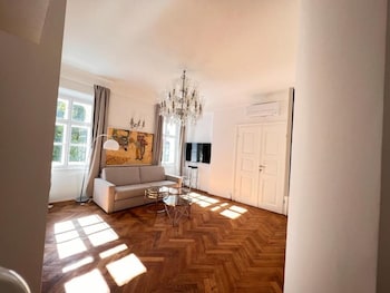 ab ljubljana breg apartments