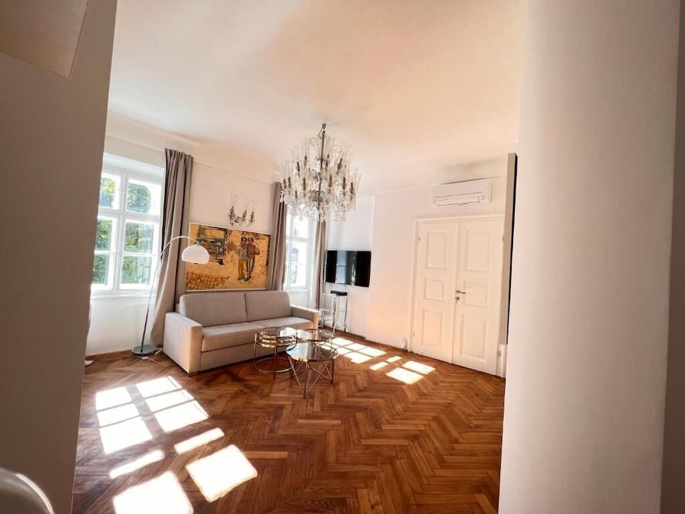 ab ljubljana breg apartments