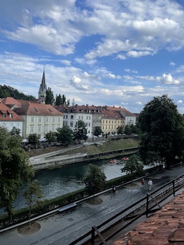 ab ljubljana breg apartments