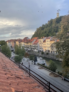 ab ljubljana breg apartments