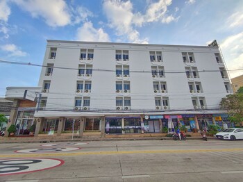 the chanthong hotel pattaya