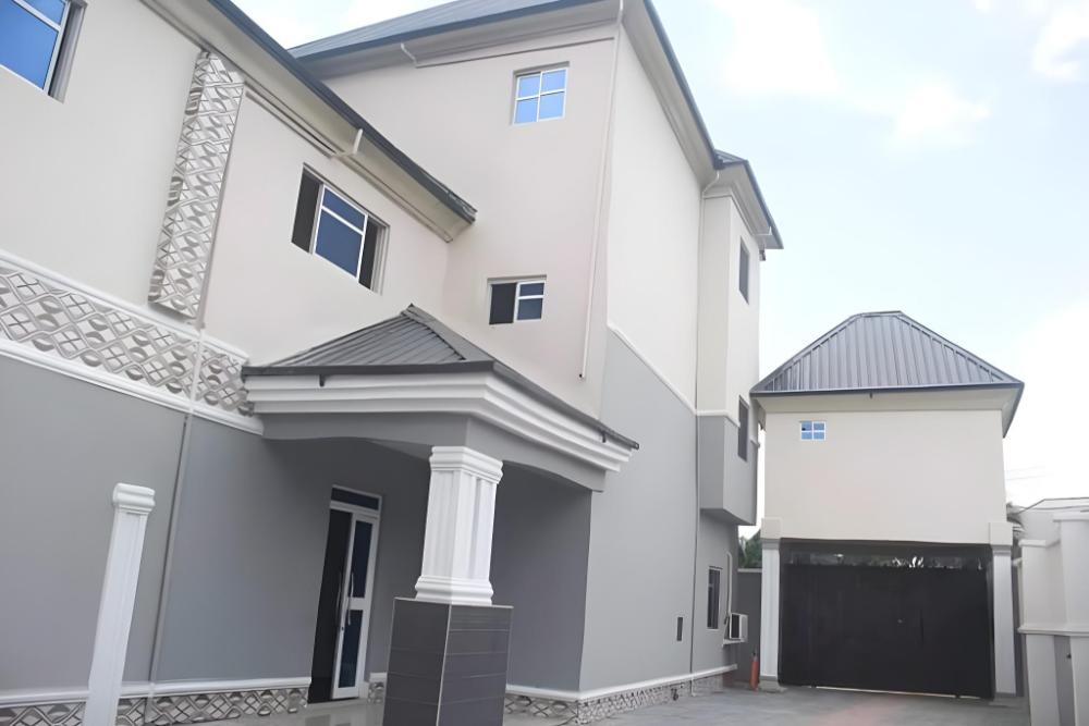 lacoms hotels and suites