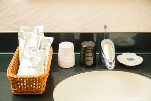 just live inn taipei