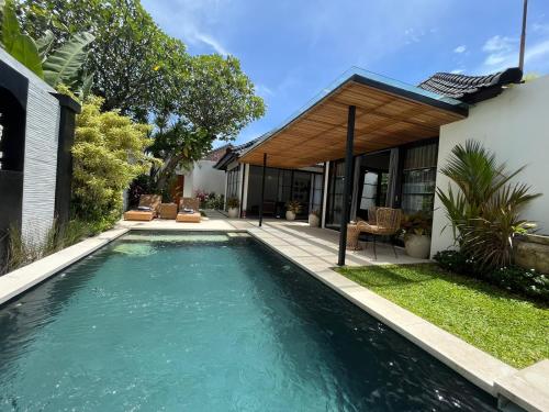 the kons villa bali seminyak