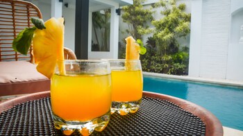 the kons villa bali seminyak