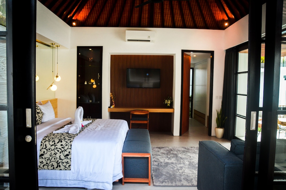 the kons villa bali seminyak