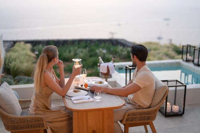 santo mine oia suites