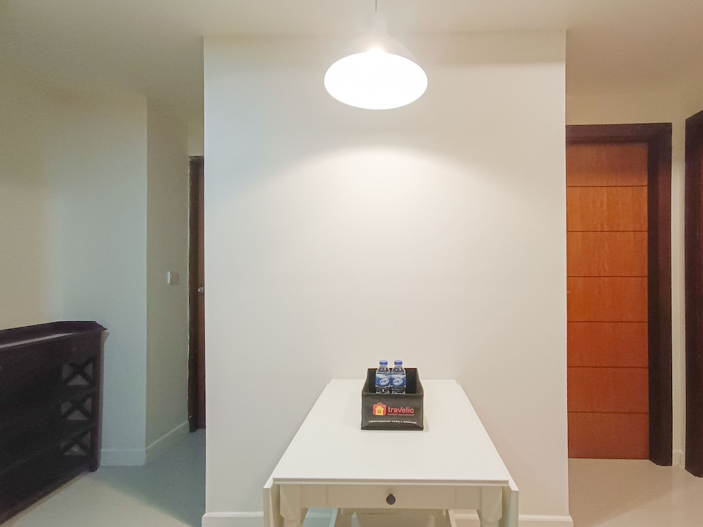 comfortable and tidy 2br at vida view apartment