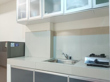 comfortable and tidy 2br at vida view apartment