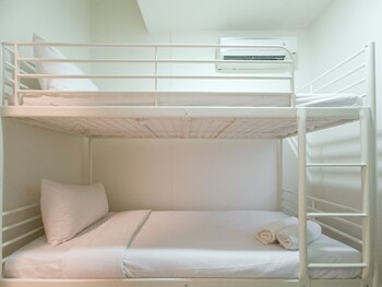 comfortable and tidy 2br at vida view apartment