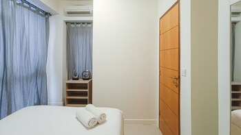 comfortable and tidy 2br at vida view apartment