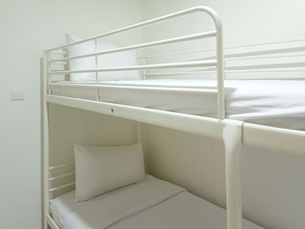 comfortable and tidy 2br at vida view apartment