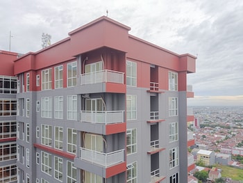 comfortable and tidy 2br at vida view apartment