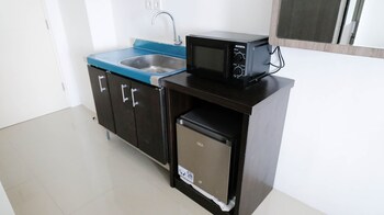 comfy and modern studio no kitchen at orchard supermall mansion apartment