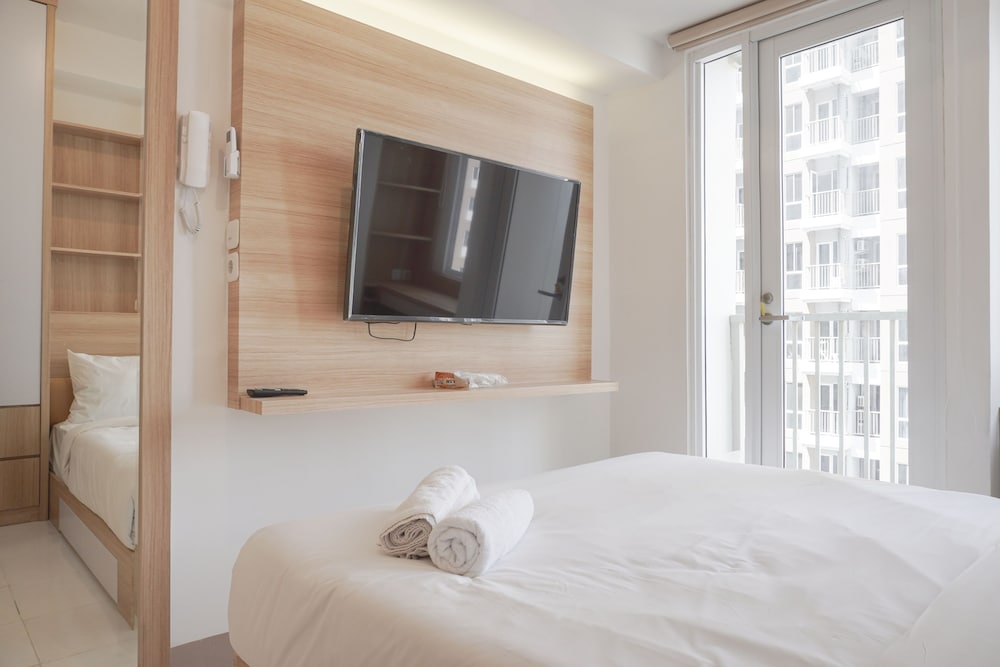 fancy designed studio room at tokyo riverside pik 2 apartment
