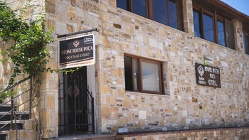 stone house foca butik otel