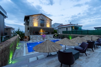 stone house foca butik otel