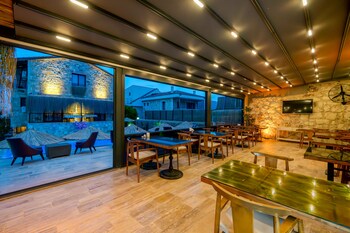 stone house foca butik otel