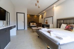 stone house foca butik otel