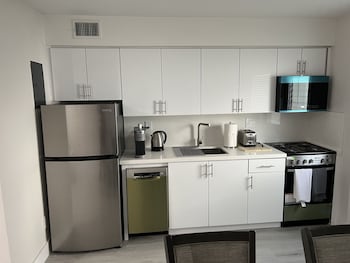 sea echo apartment motel