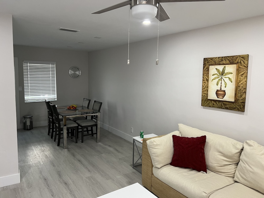 sea echo apartment motel