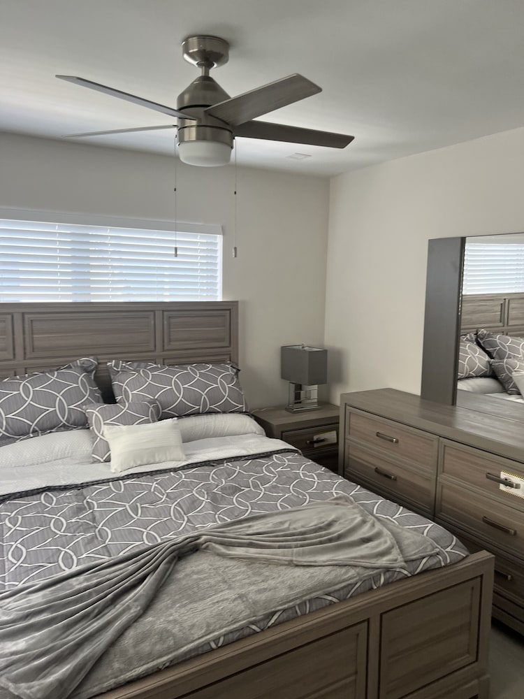 sea echo apartment motel