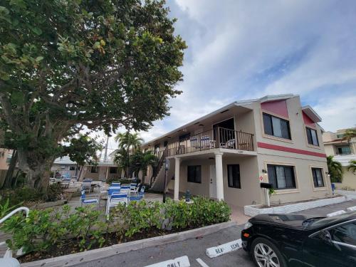 sea echo apartment motel