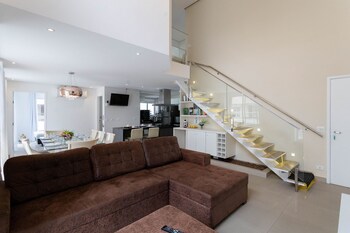 triplex solaris guaruja