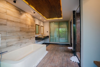 malabar pool villa phuket