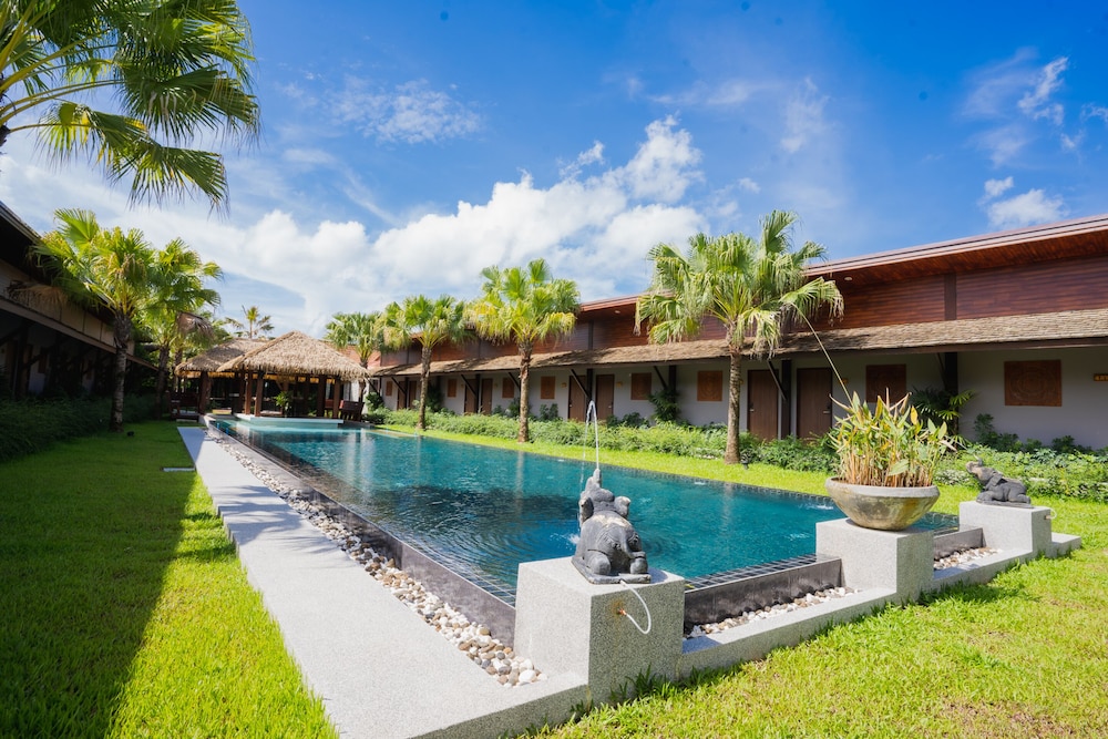 malabar pool villa phuket