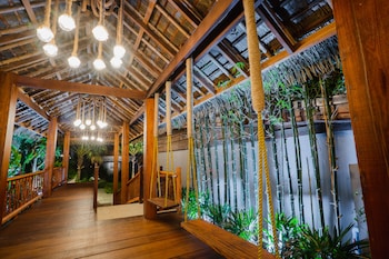 malabar pool villa phuket