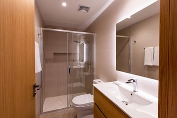 elegant and spacious penthouse with ocean view