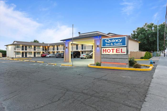 quincy inn and suites