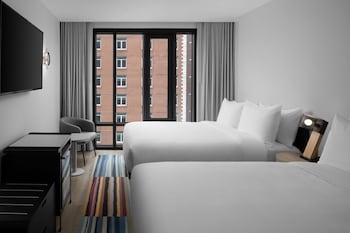 aloft new york chelsea