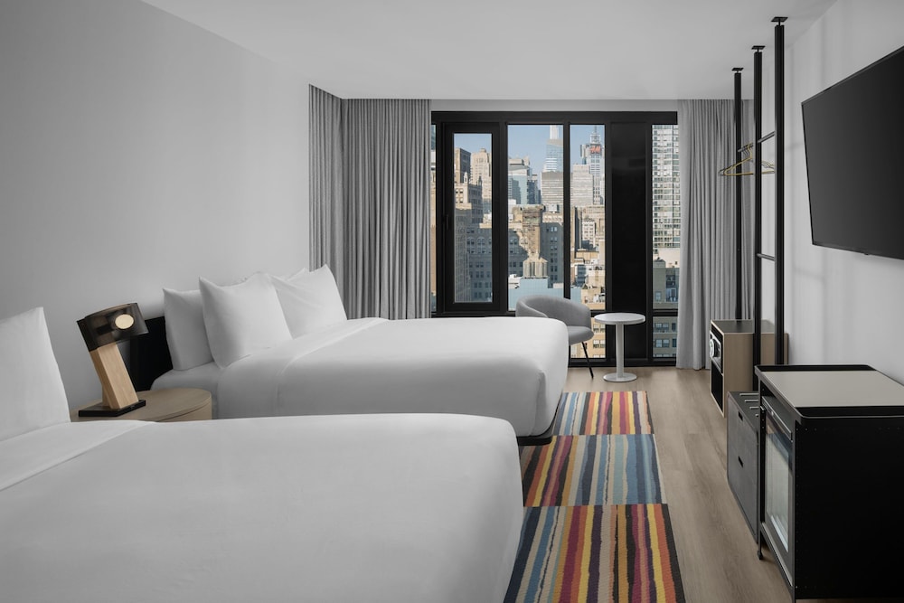 aloft new york chelsea