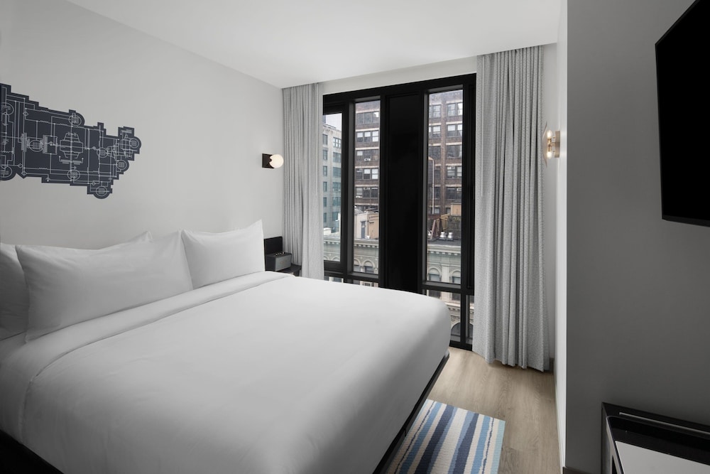 aloft new york chelsea