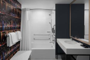 aloft new york chelsea